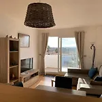 2 Beds, 2 Baths With Great Views And Pool Apartment Roses