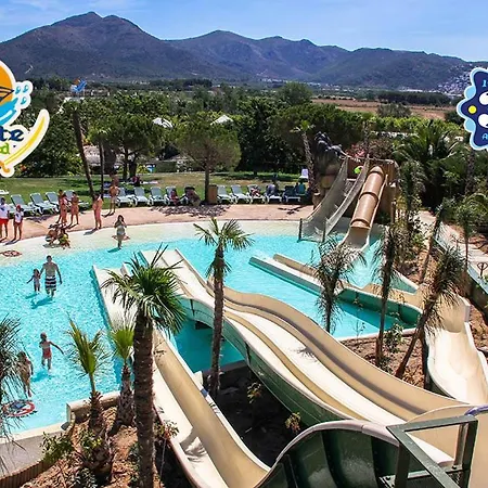 2 Beds, 2 Baths With Great Views And Pool Rosas