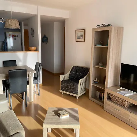 2 Beds, 2 Baths With Great Views And Pool